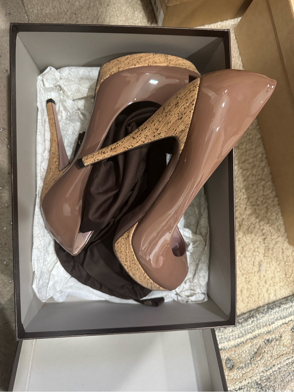 Gucci Patent Leather Nude-Taupe Stiletto with Cork Platform